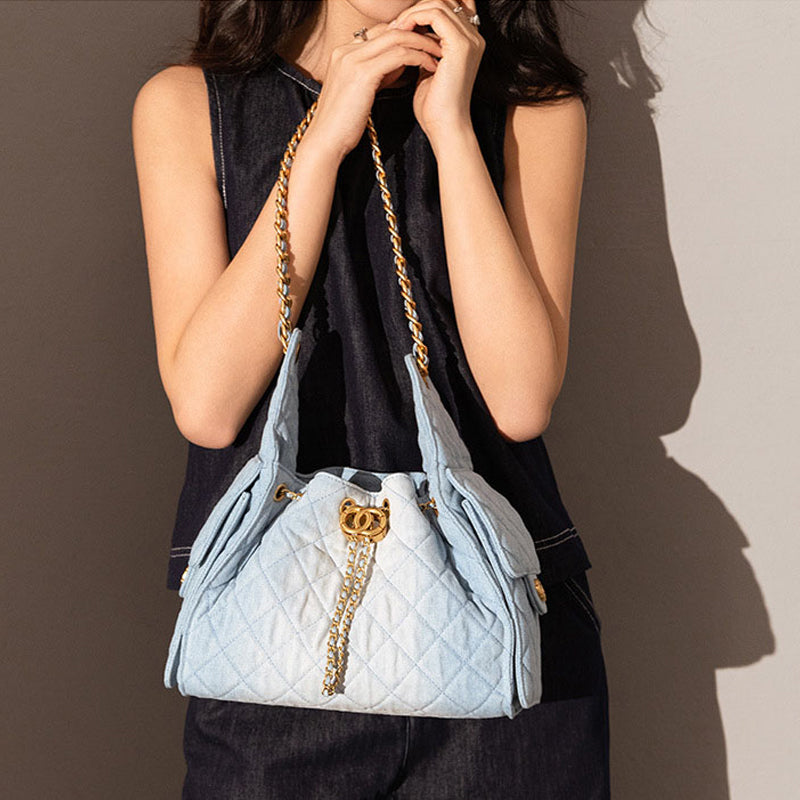 Women’s Quilted Canvas Chain Hobo Bag In Gold Hardware
