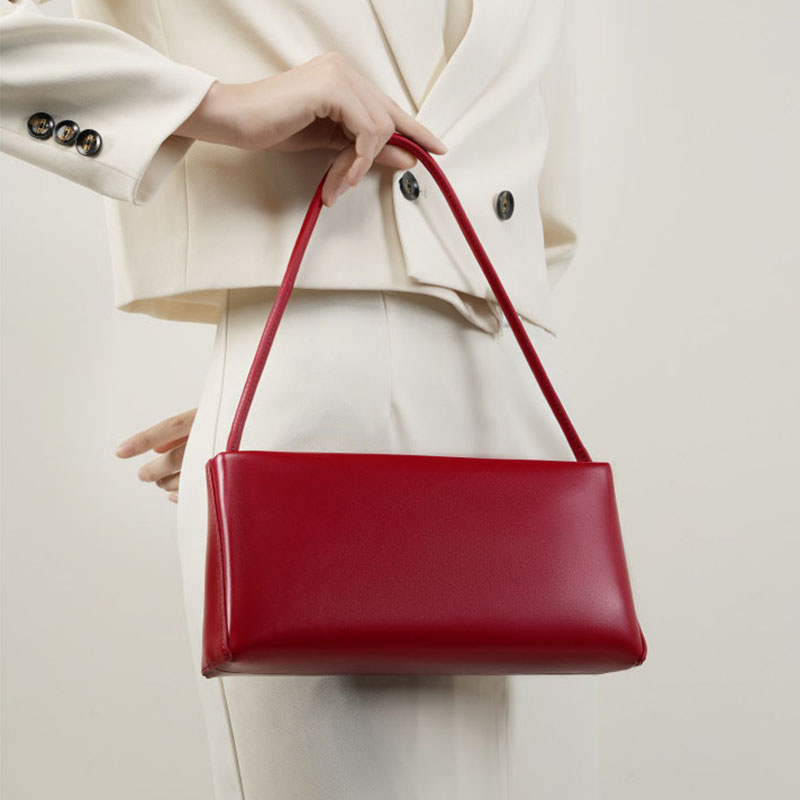 Women’s Minimalist Genuine Leather Baguette Bag