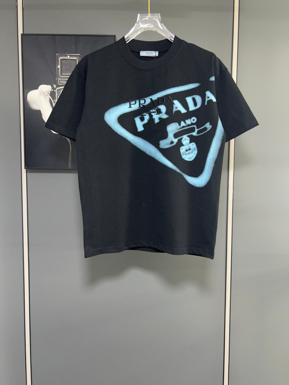 Spray Logo T-Shirt in white and pale blue