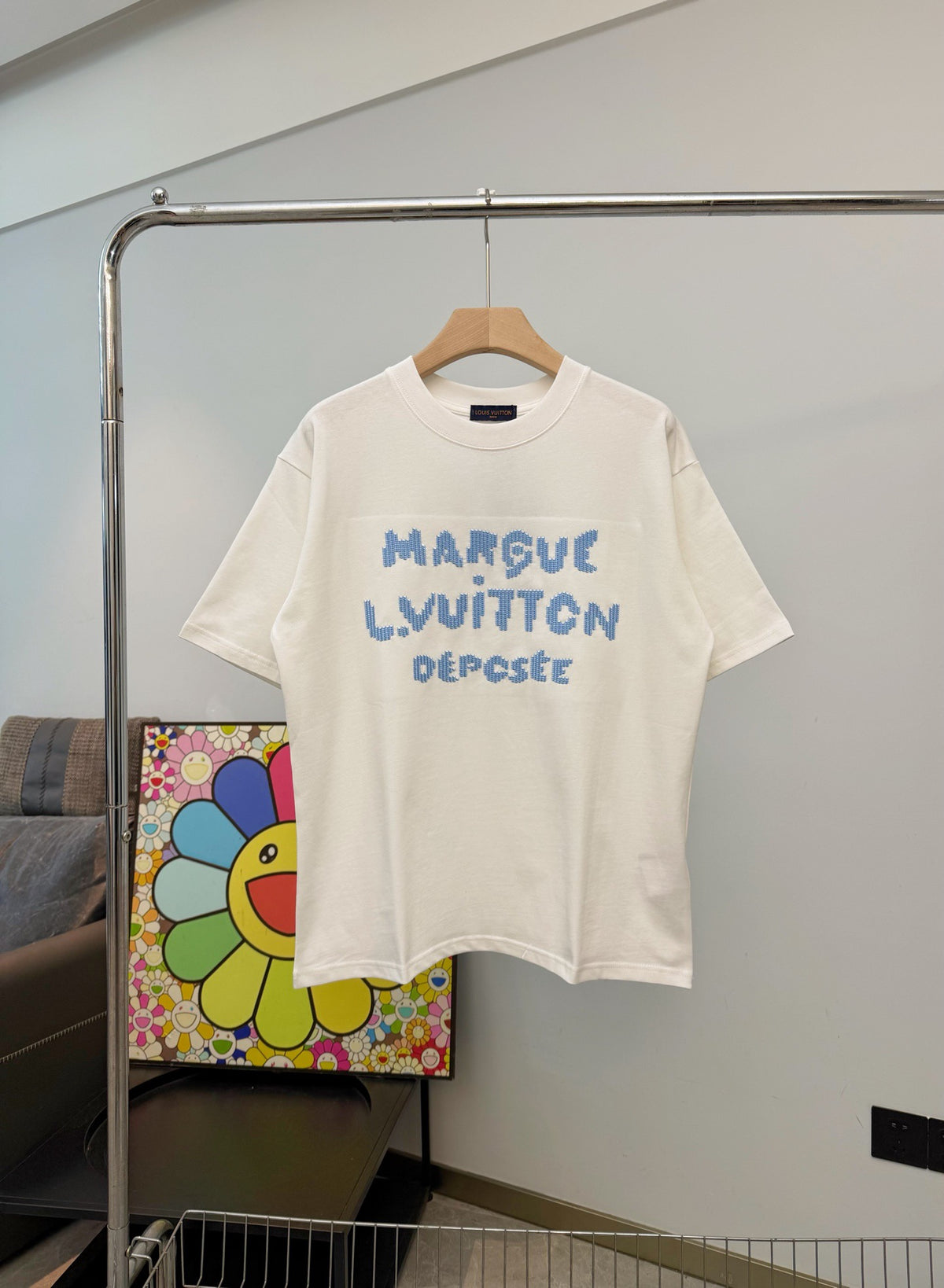 Marque Déposée T-Shirt in cream and blue
