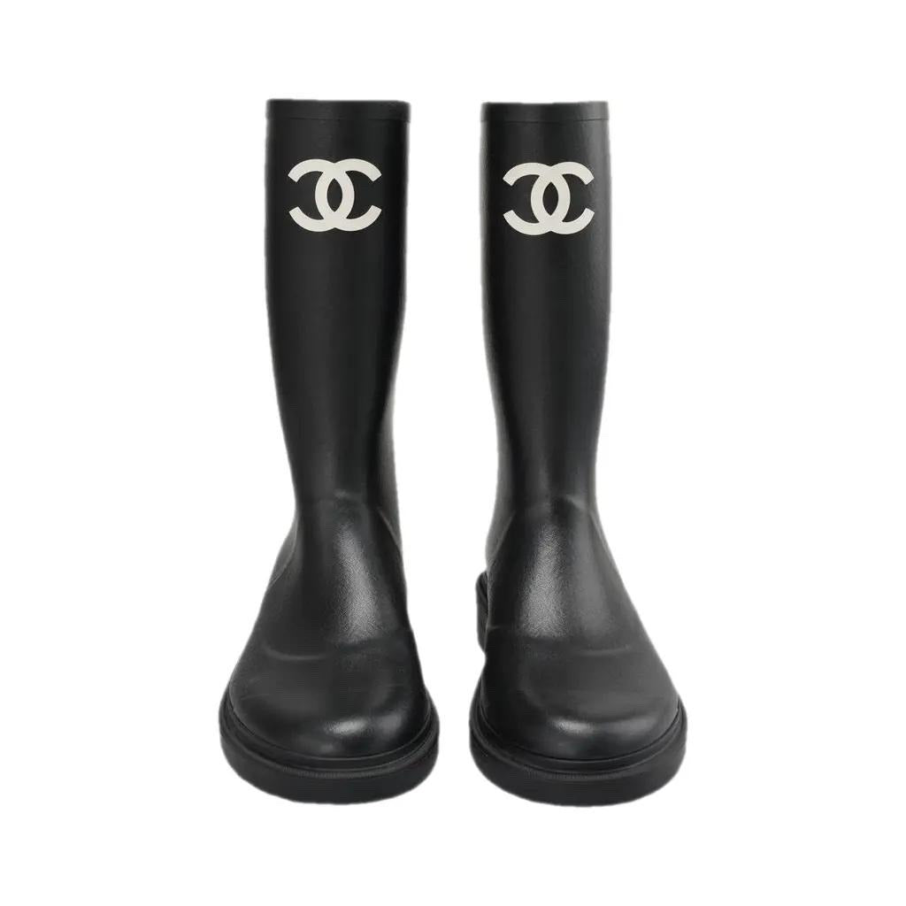 Pearl Detail Tall Boots in black