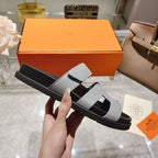 Chypre Sandals in light grey and black