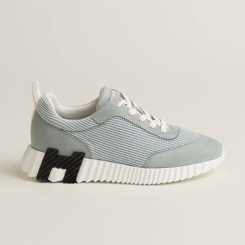 Bouncing Sneakers in light grey and white
