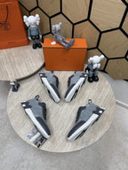Bouncing Sneakers in grey blue, black and white