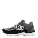 Runner Sneakers in grey, black and white