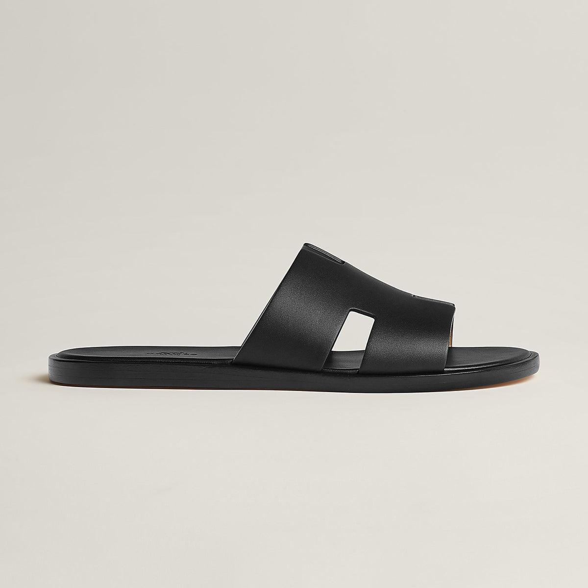 Izmir Sandals in black