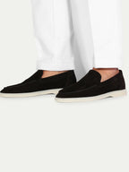 Summer Walk Loafers in black and white