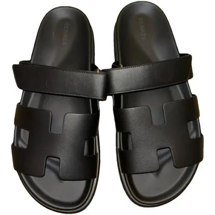 Chypre Sandals in black