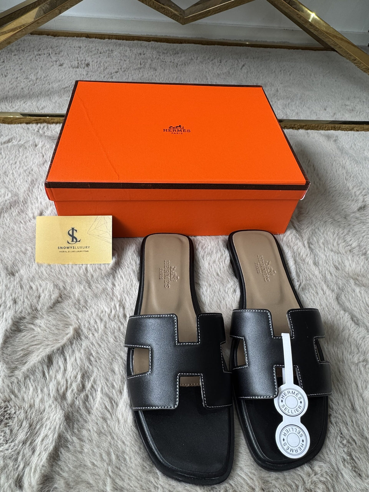 Oran Sandals in black