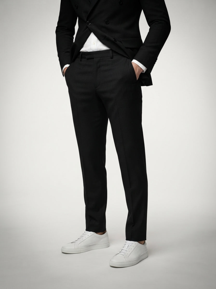 The Kingsbridge Double Breasted Suit in Black