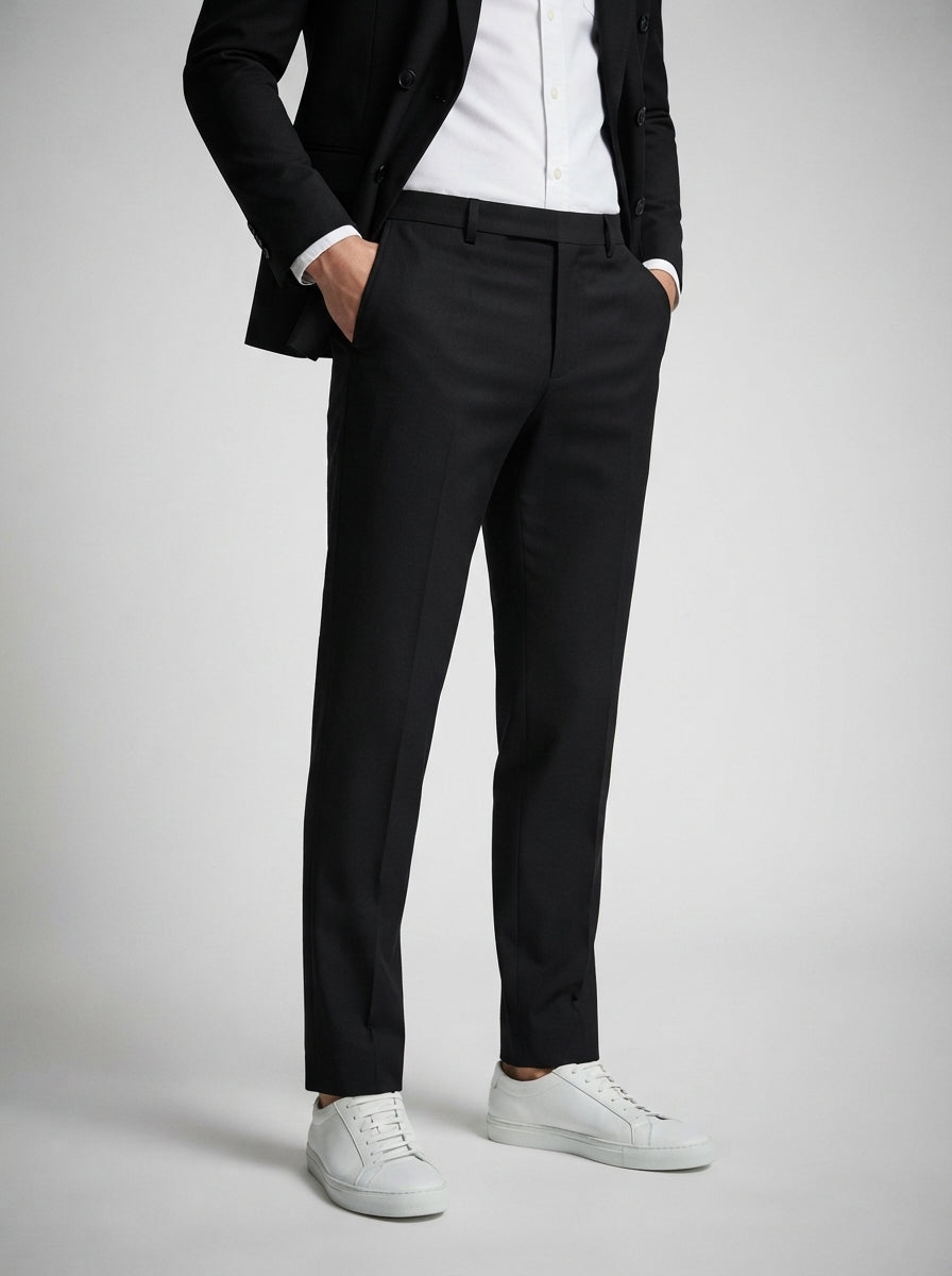 The Kingsbridge Double Breasted Suit in Black