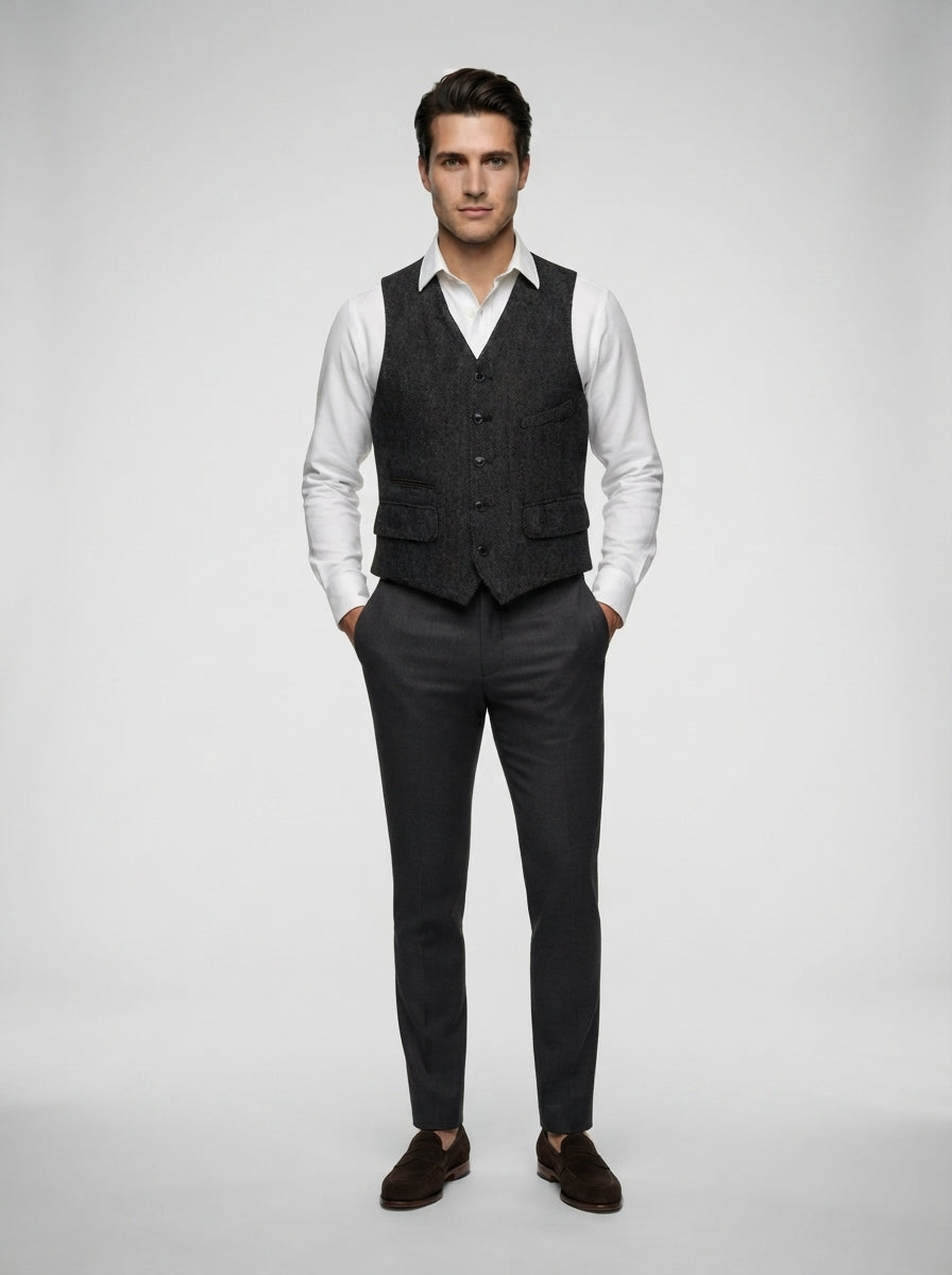 The Foxbury Flap Pocket Vest in Charcoal