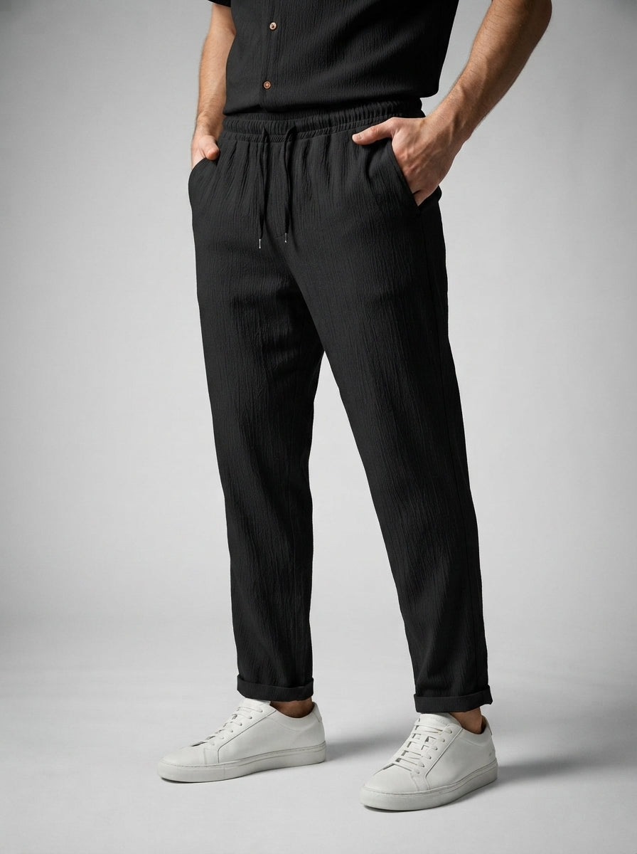 The Biarritz Set in Black