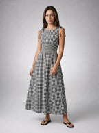 Fabienne Gingham Round Neck Sleeveless A Line Midi Dress in Black
