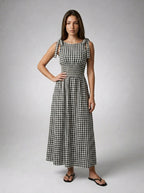 Fabienne Gingham Round Neck Sleeveless A Line Midi Dress in Black