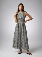 Fabienne Gingham Round Neck Sleeveless A Line Midi Dress in Black