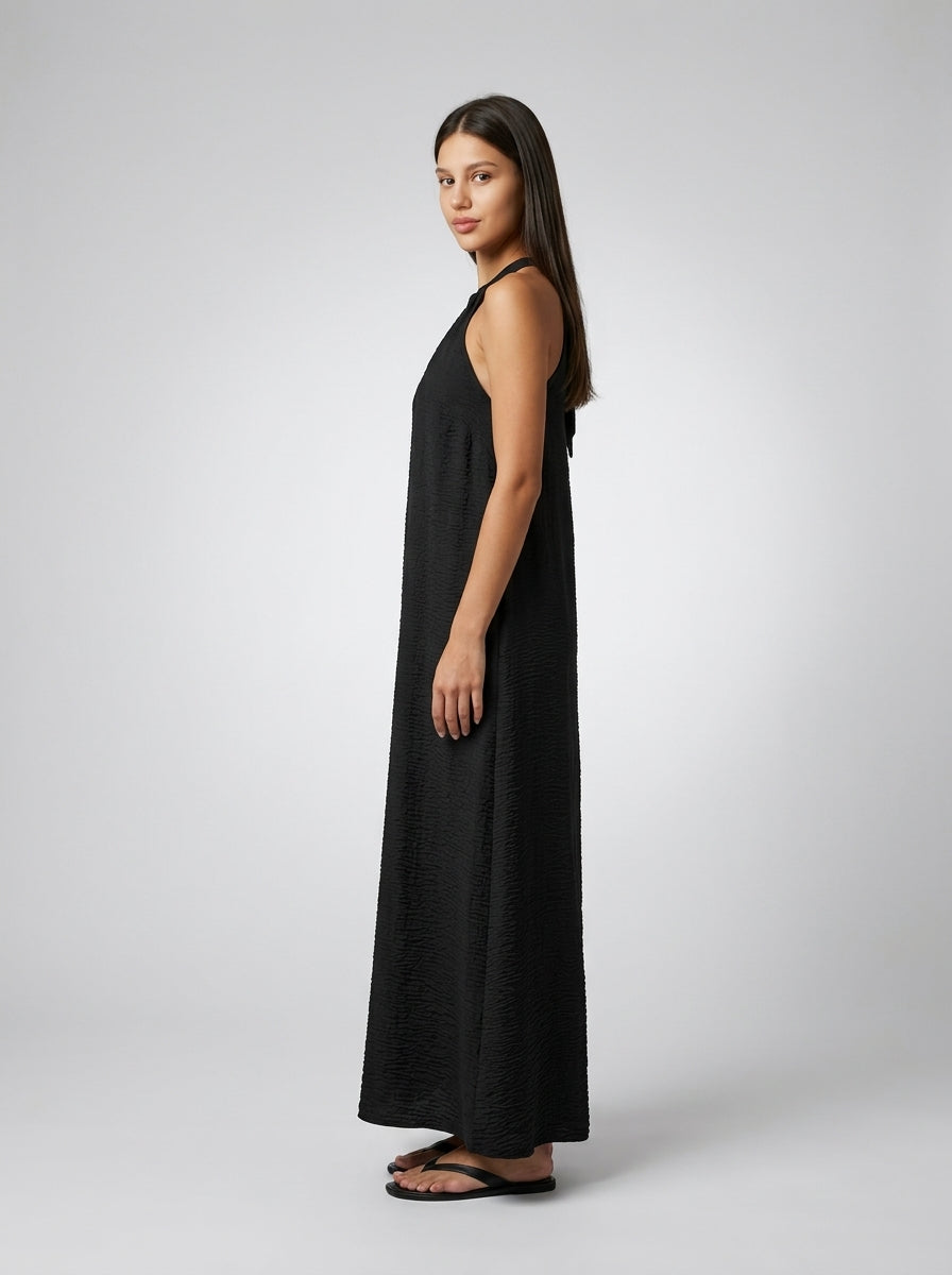 Yara Textured Halter Neck Sleeveless Maxi Dress in Black