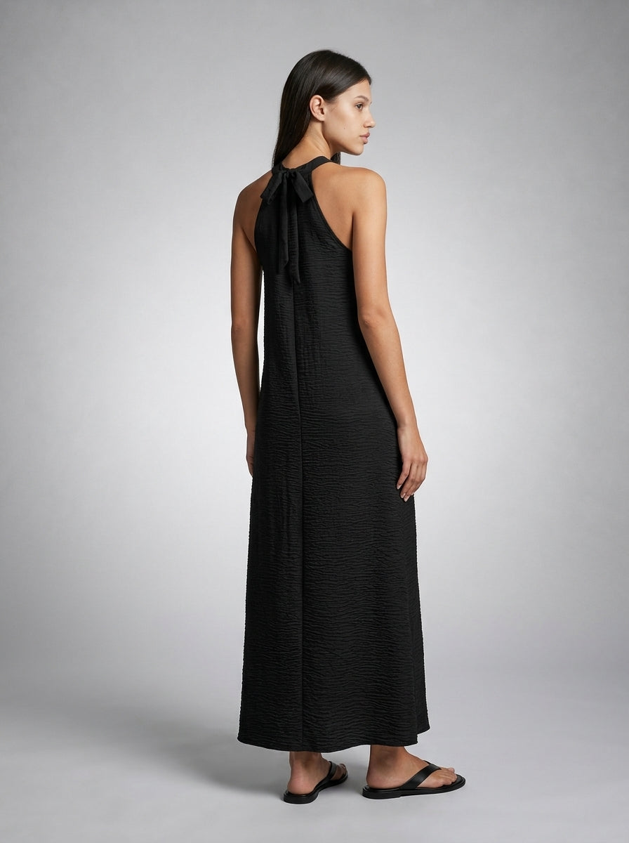 Yara Textured Halter Neck Sleeveless Maxi Dress in Black