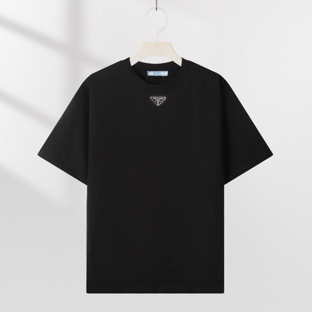 Daily T-Shirt in black
