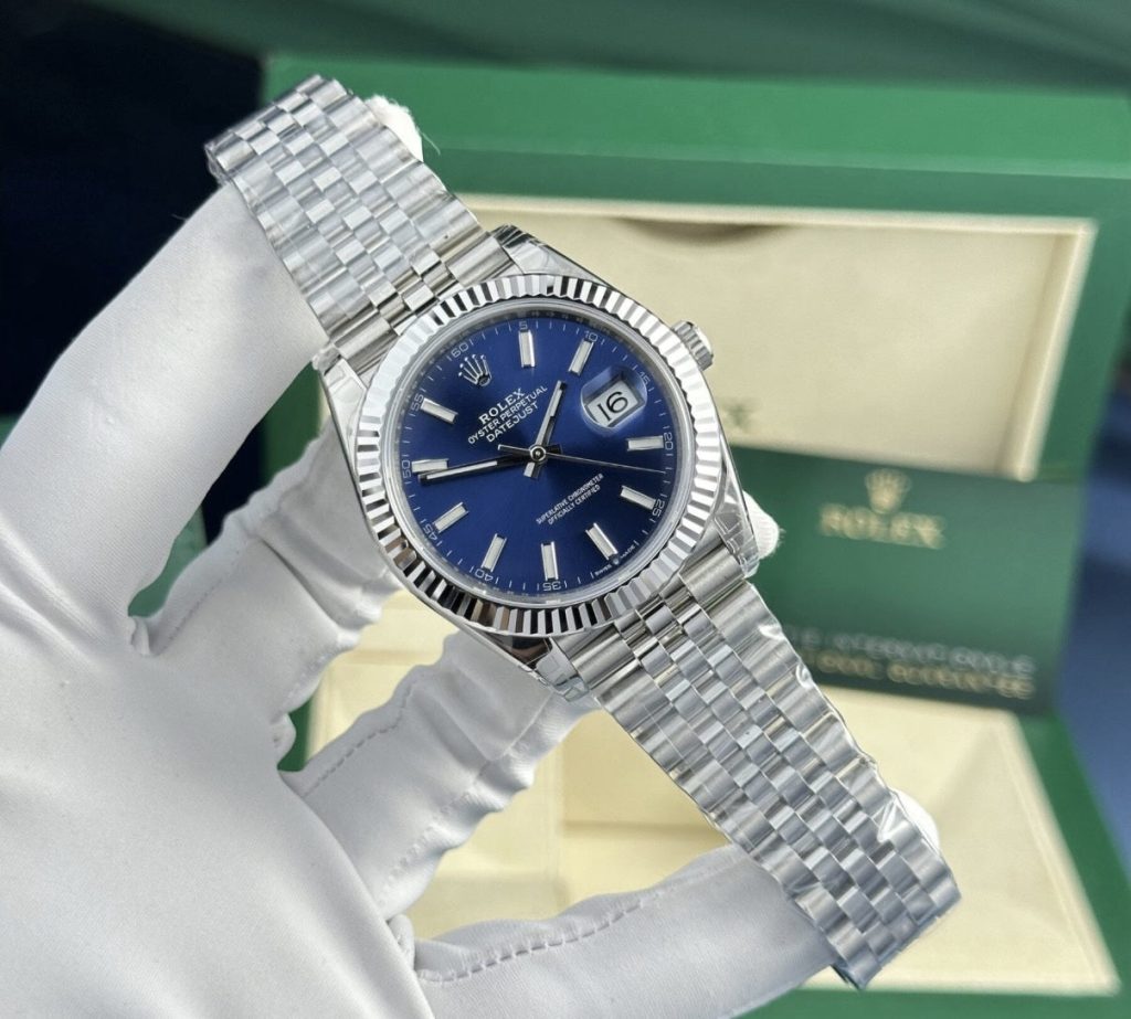 Datejust 41mm green dial Jubilee-style bracelet